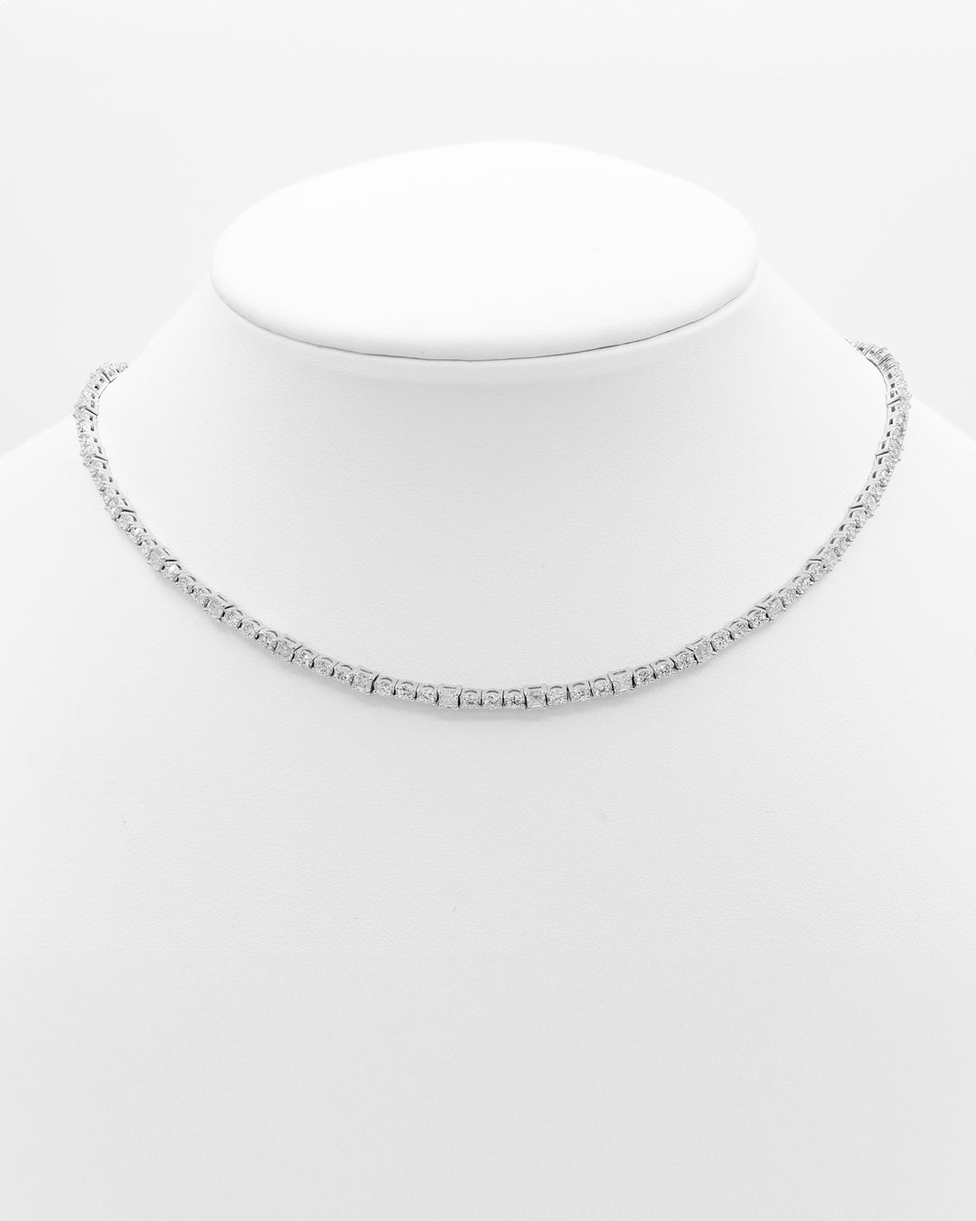 Asscher/Round Choker