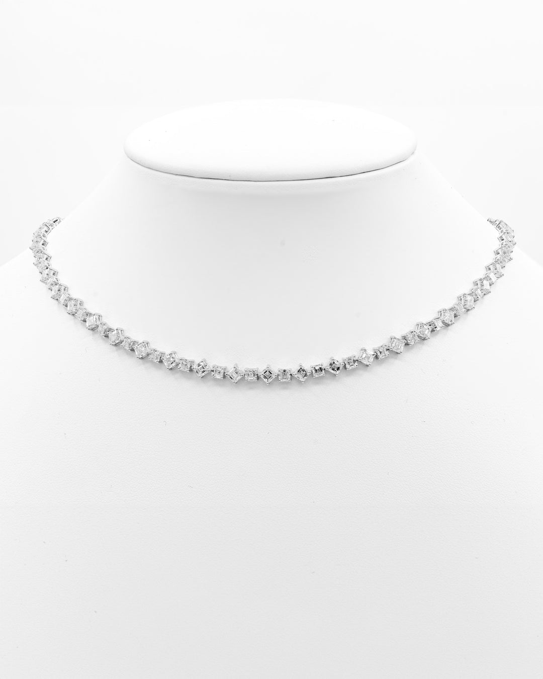 Asscher/Asscher Choker